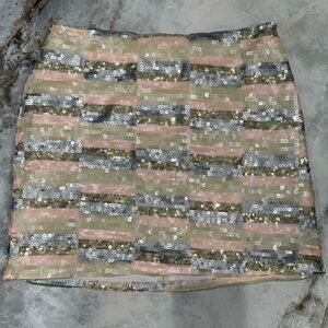 Dina Be White and Gold Sequin Accent